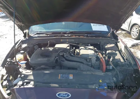 2013 Ford Fusion Hybrid Se из США, поврежденный, VIN 3FA6P0LU1DR251738